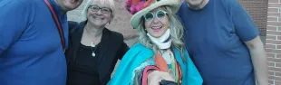 Foto inaugurazione murale con zia Caterina