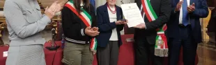 Conferimento medaglia d'oro a Mirella Lotti