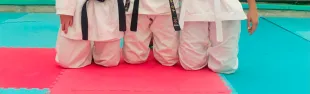 Le atlete con il loro Maestro