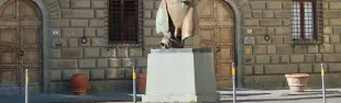 "Torso alato"