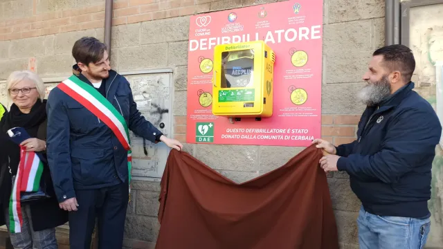 Foto defibrillatore Cerbaia