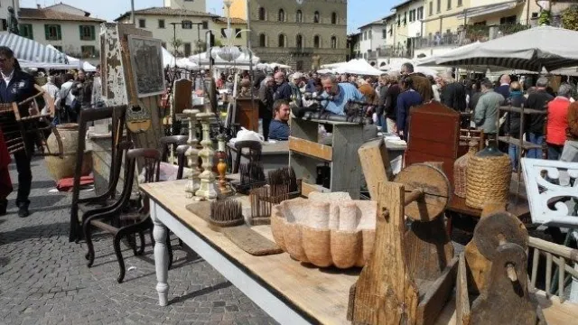 immagine Mercatino di Pasquetta Greve in Chianti cose del passato