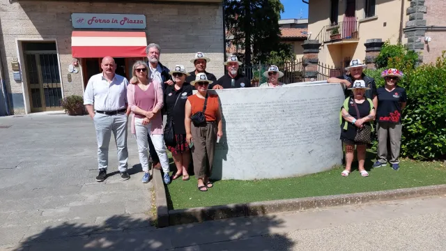  Maori in pellegrinaggio per onorare la memoria dei defunti