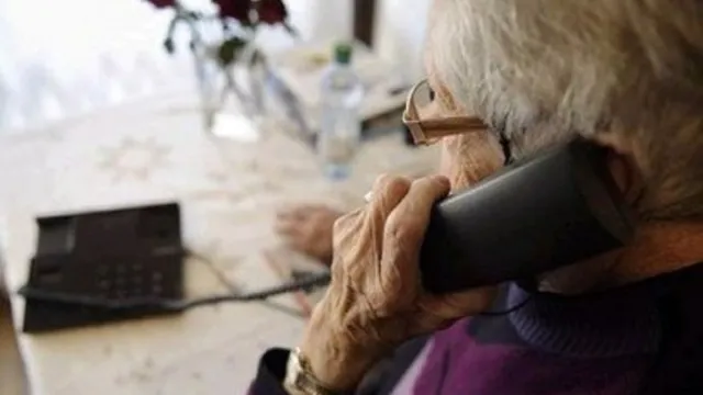  “Racconti e dediche al telefono” 