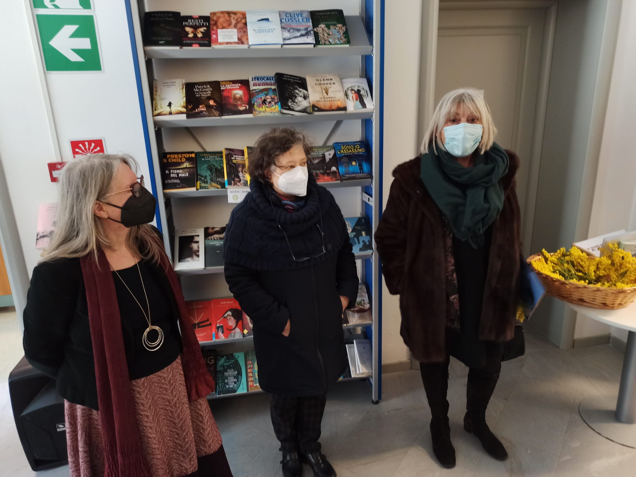 Foto con Assessore Baretta, Paola Malacarne e Dirigente Scolastico Paola Salvadori