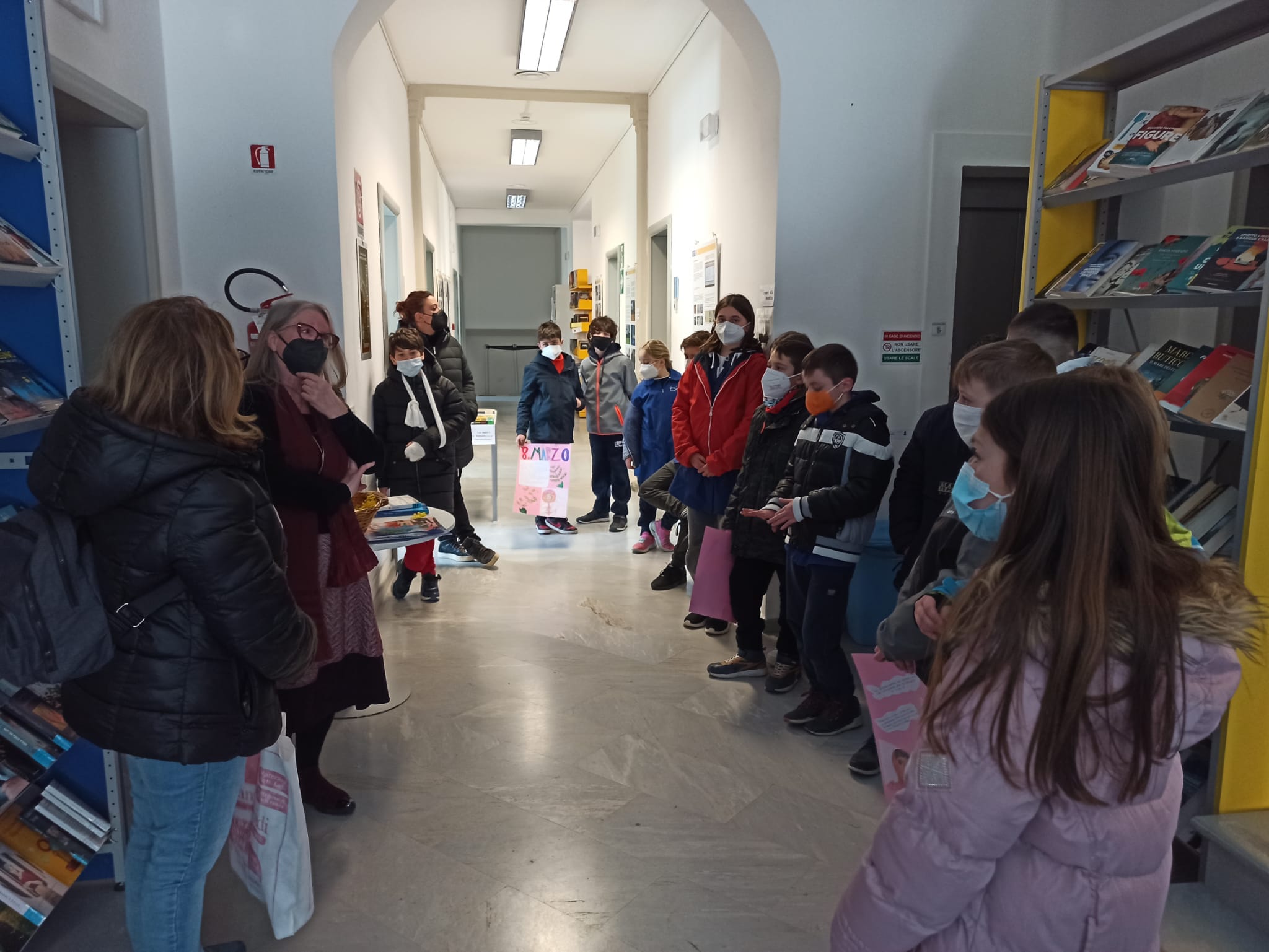 Foto 2 incontro con gli studenti