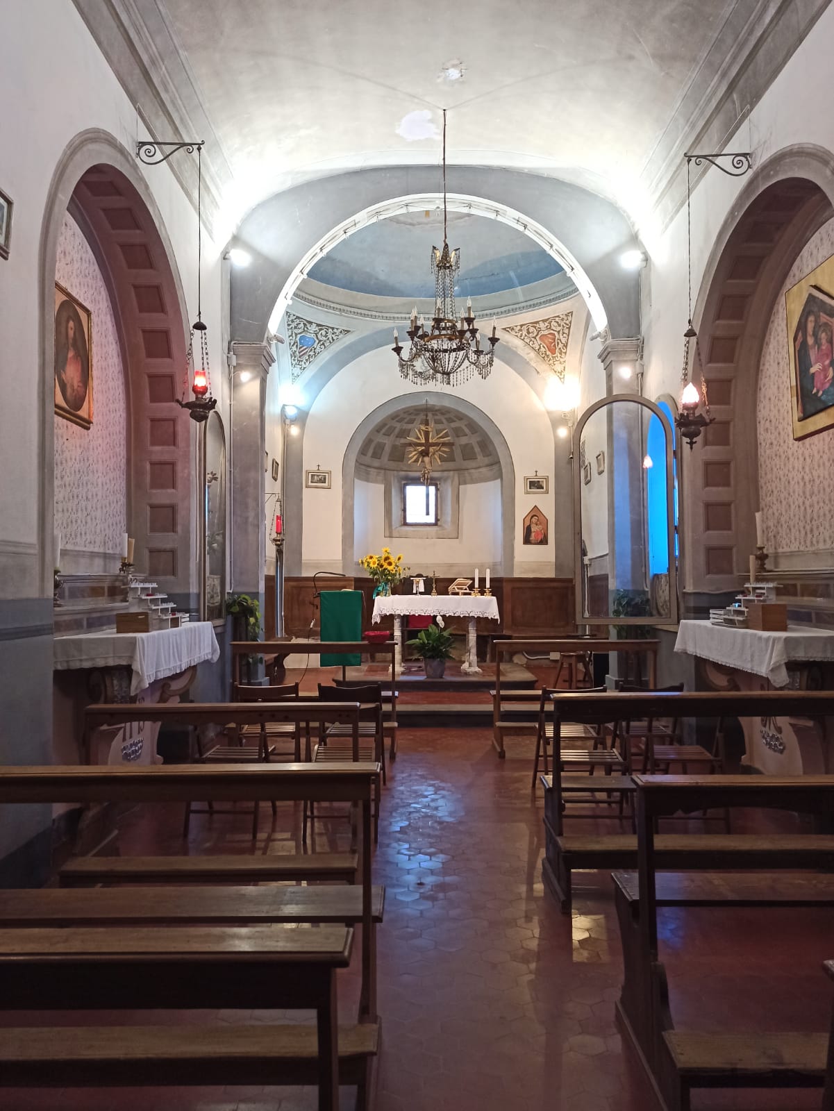 Foto - Chiesa di San Colombano a Collina