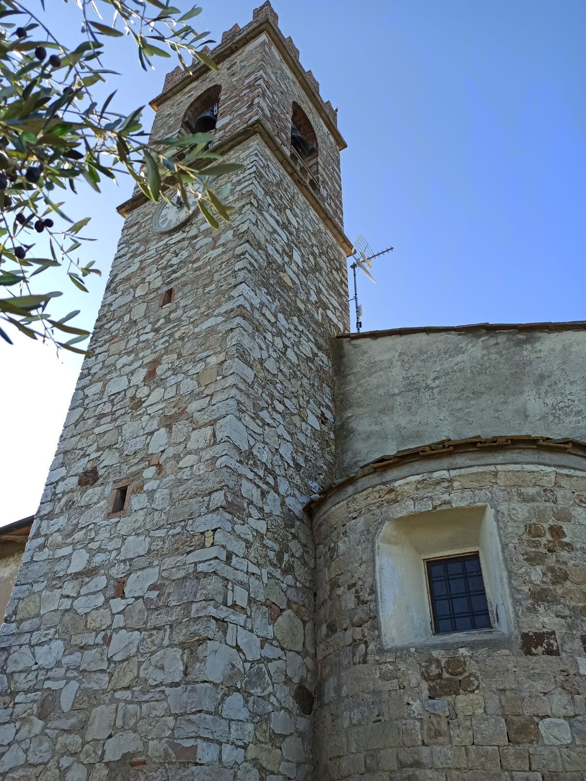 Foto - Torre Campanaria San Colombano a Collina