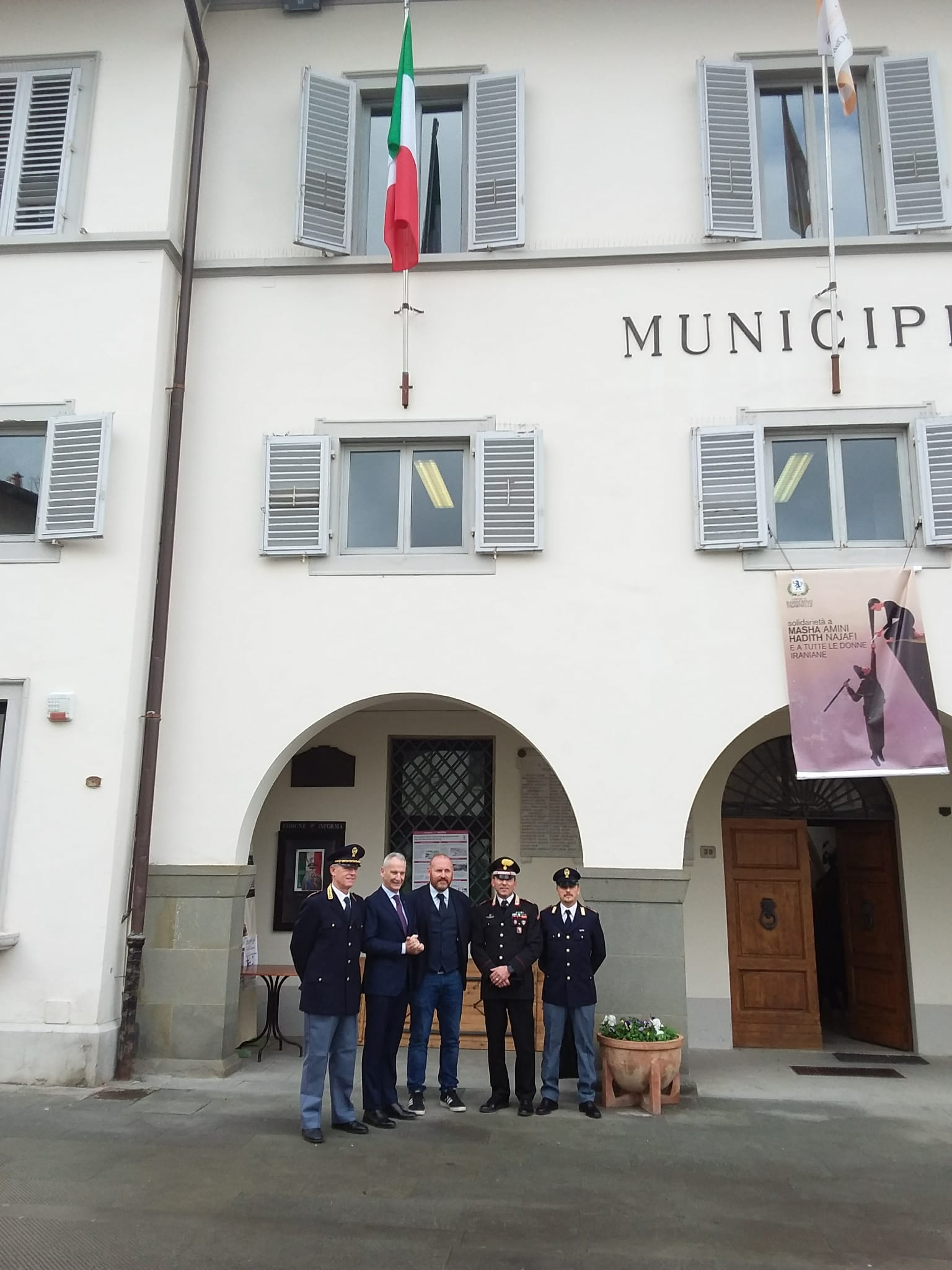 Foto firma protocollo Passaporti Palazzo Comunale Tavarnelle V.P.