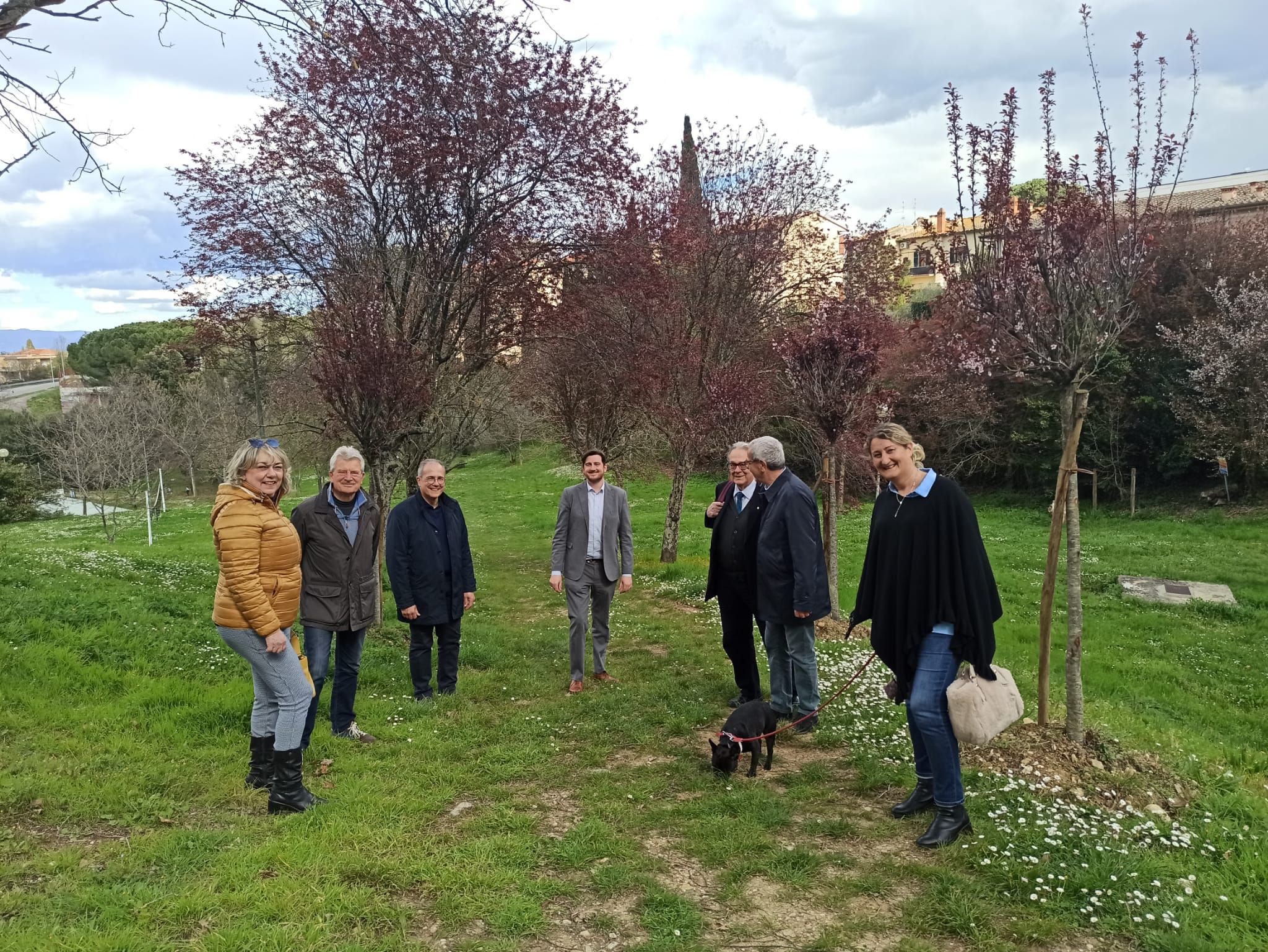 immagine Il sindaco Roberto Ciappi inaugura un viale alberato nel Parco Policrosalus_5