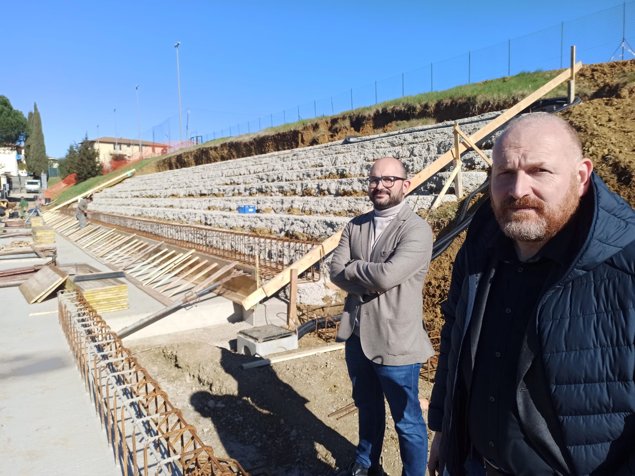 immagine cantiere stadio Tavarnelle