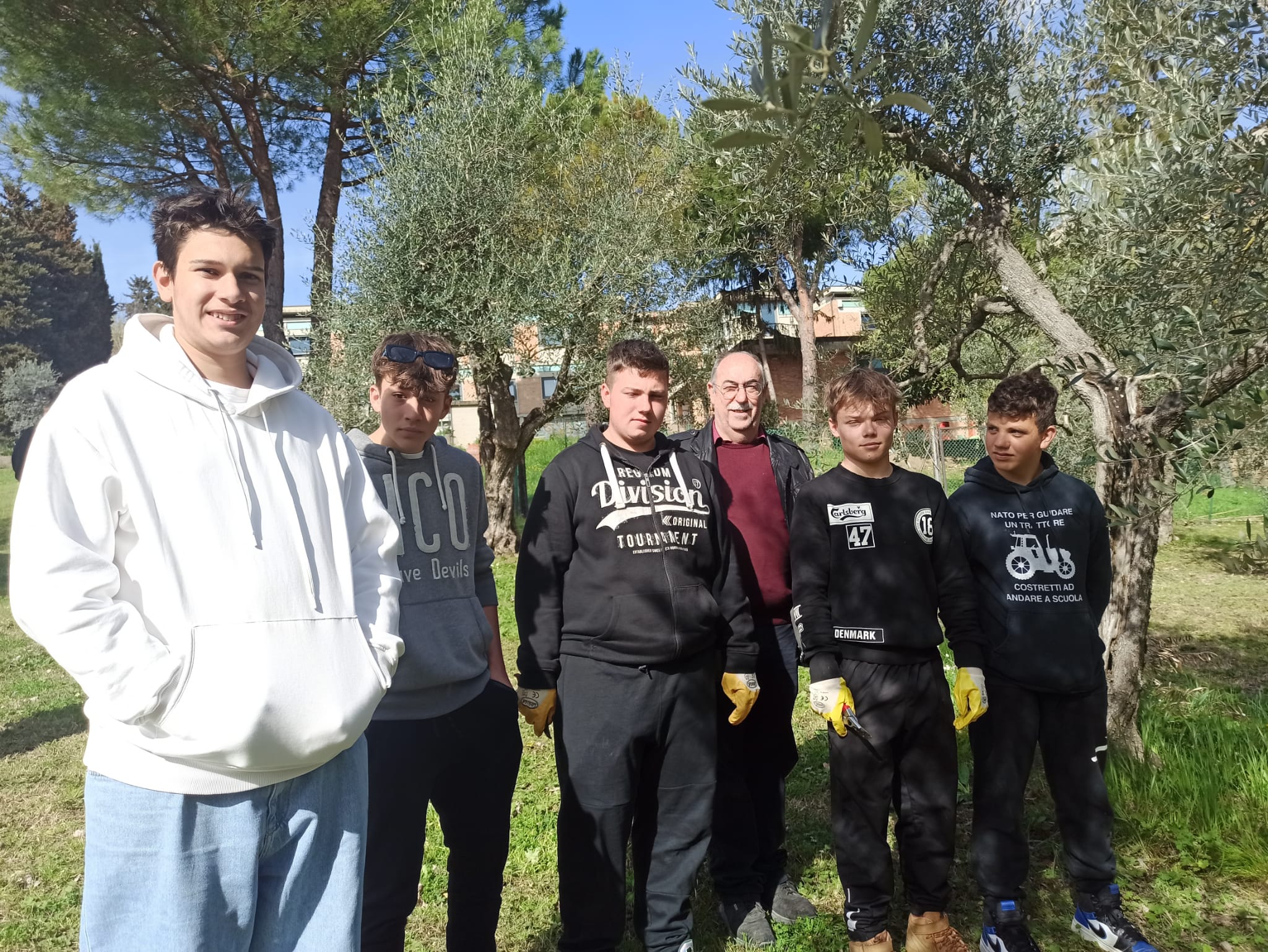 immagine nel Chianti il ritorno alla terra conquista i giovani...e la Tv_8