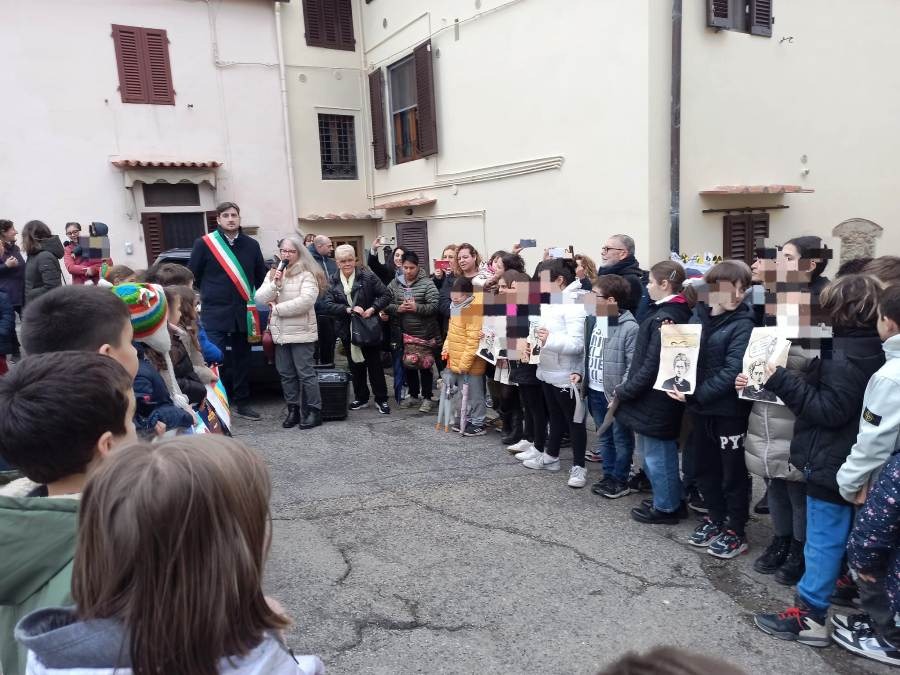 immagine premiazione "Sulle vie della parità"_2