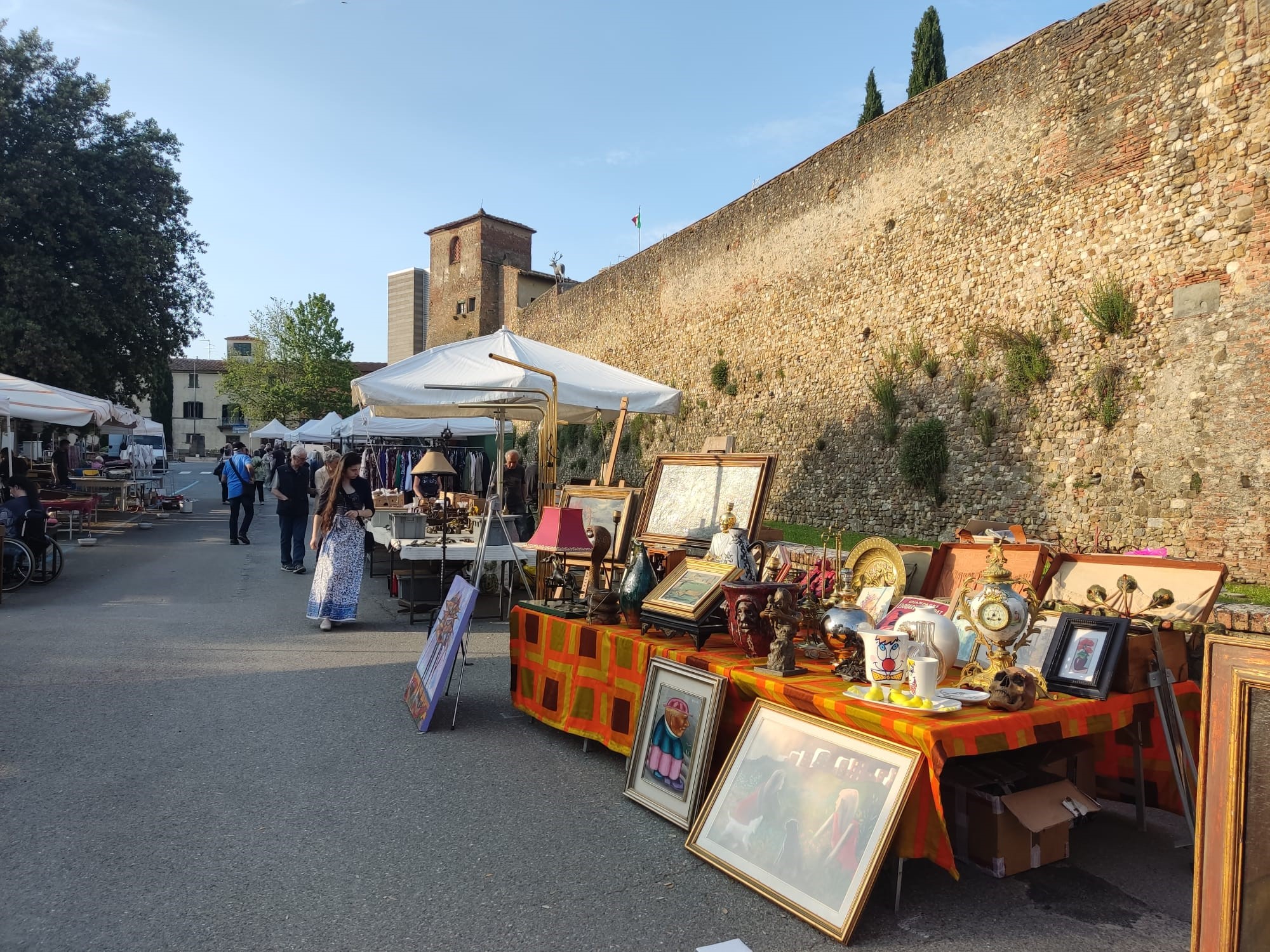 immagine mercato antiquariato SanCasciano_1