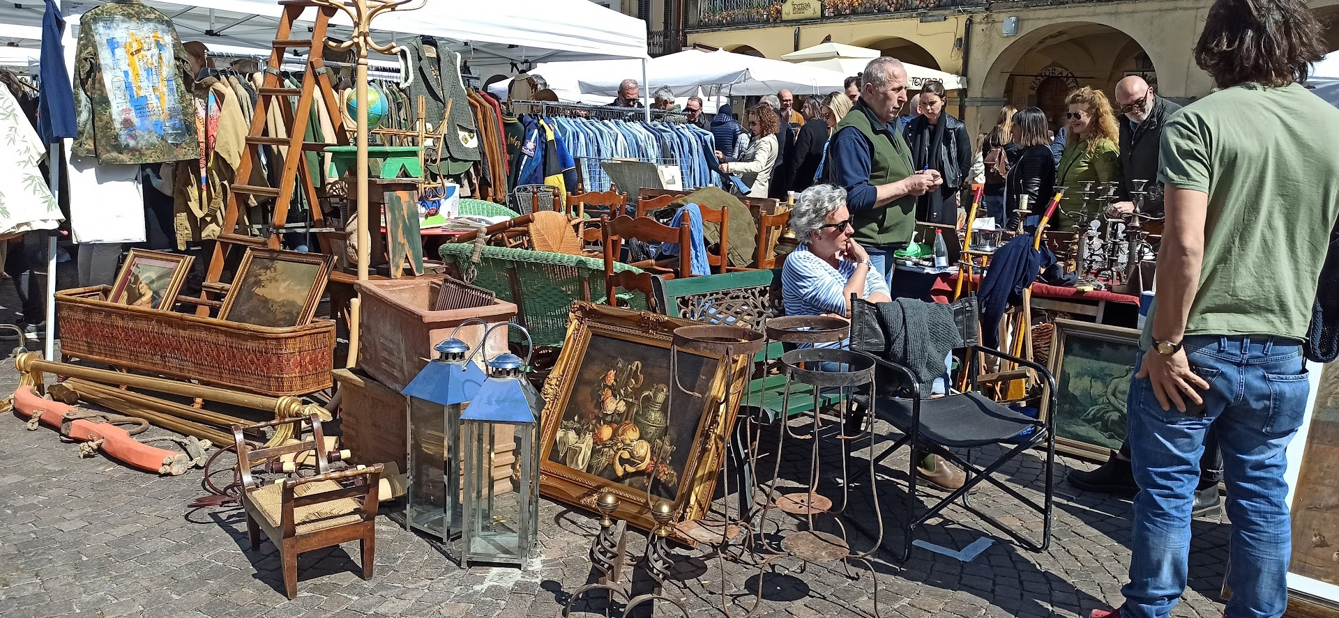 Mercatino delle cose del passato