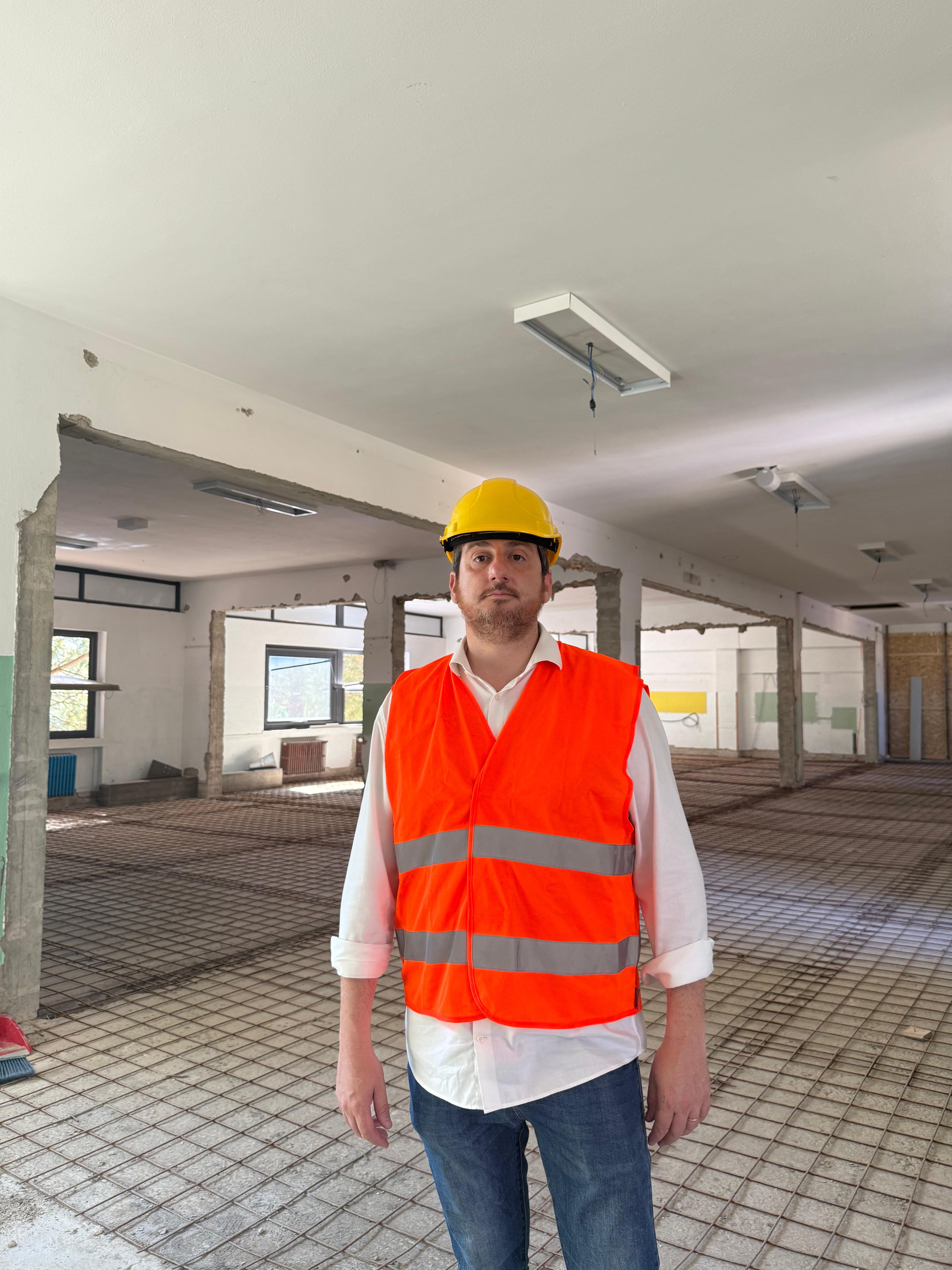 Il Sindaco Roberto Ciappi presso la Scuola Secondaria Ippolito Nievo