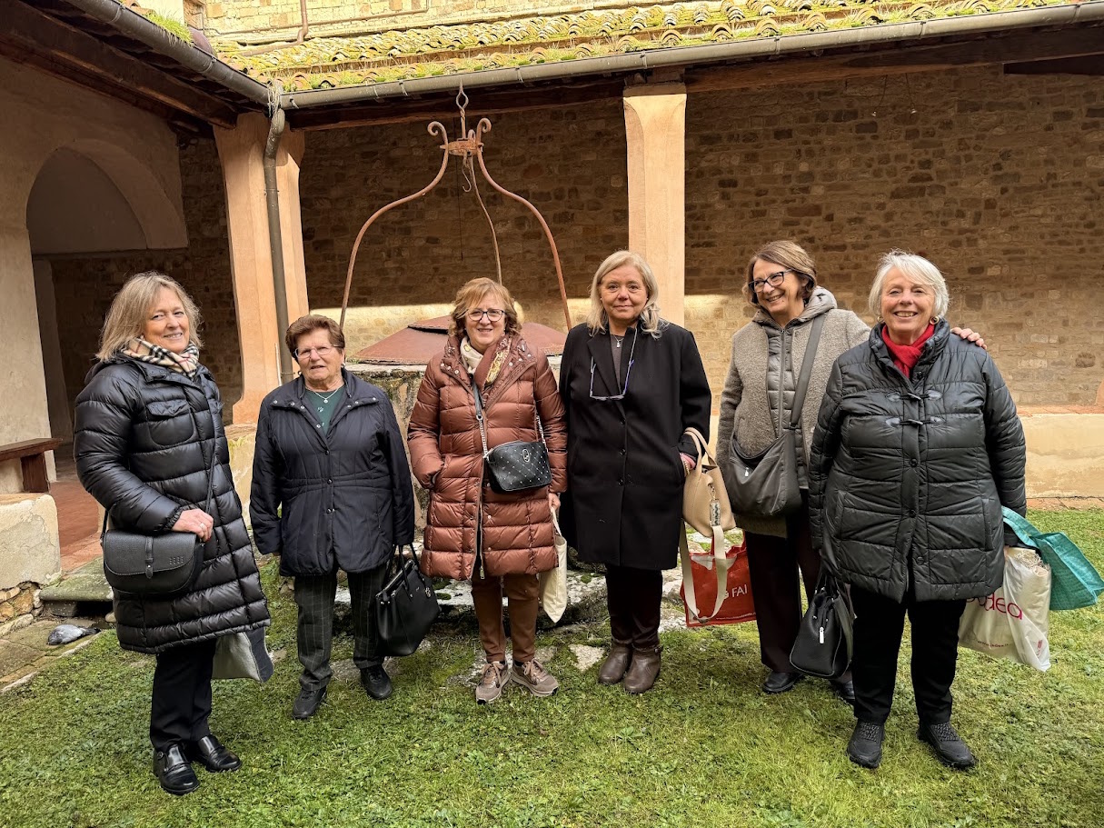 Ricamatrici Punto Tavarnelle