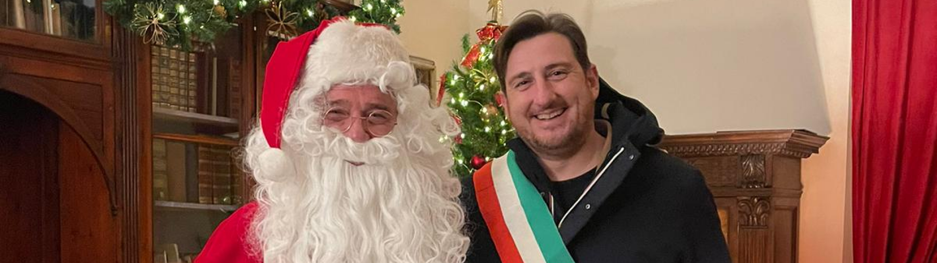 immagine Sindaco Ciappi e Babbo Natale