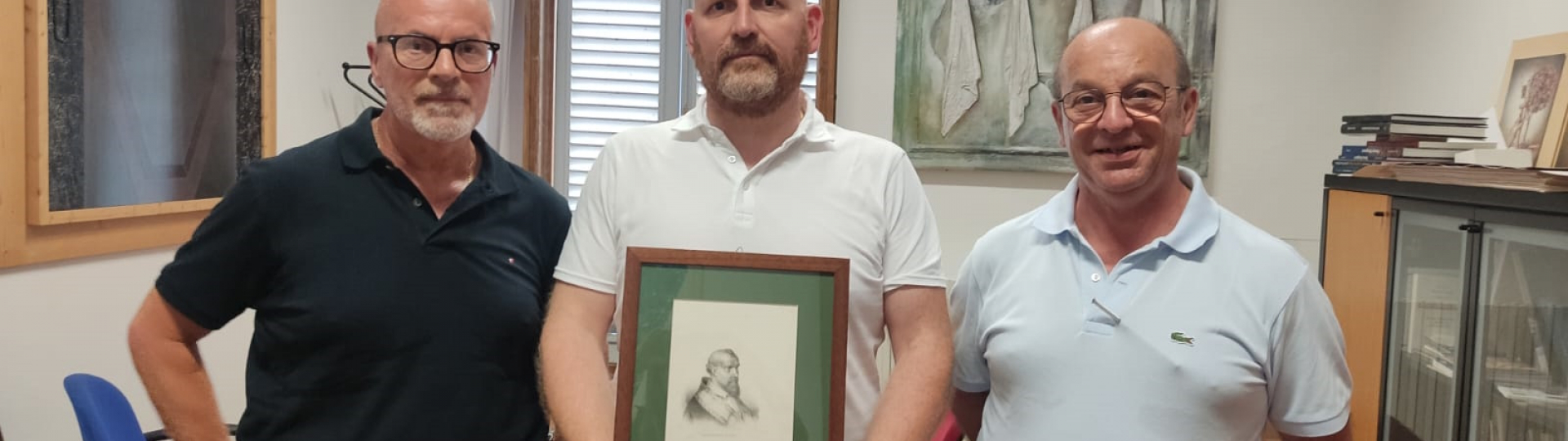 Il Sindaco David Baroncelli e i donatori, Giovanni Bellomo e Antonio Taddei