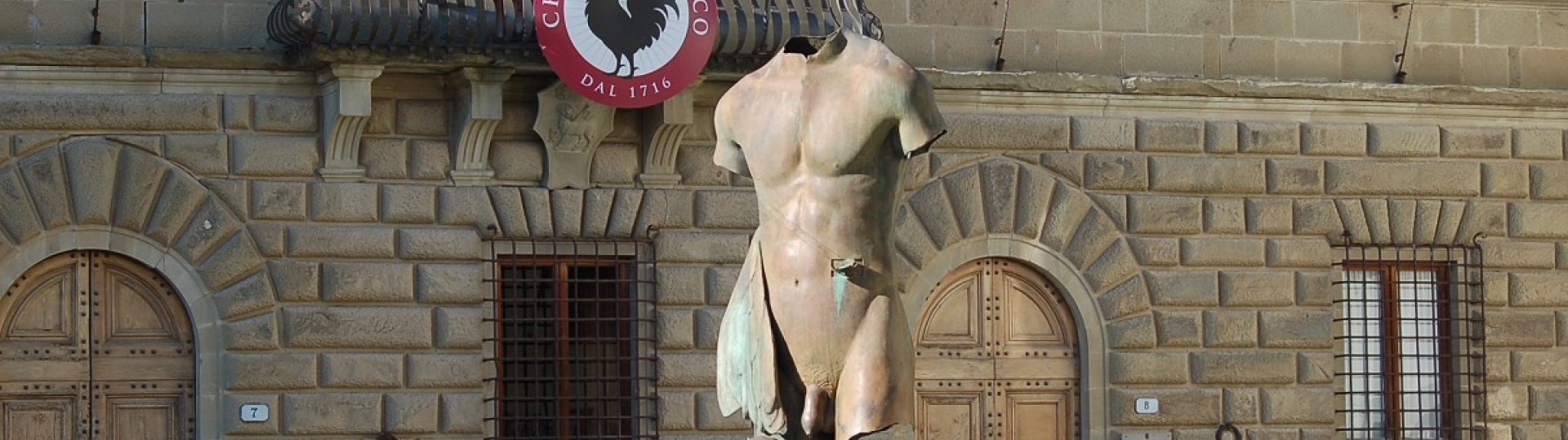 "Torso alato"
