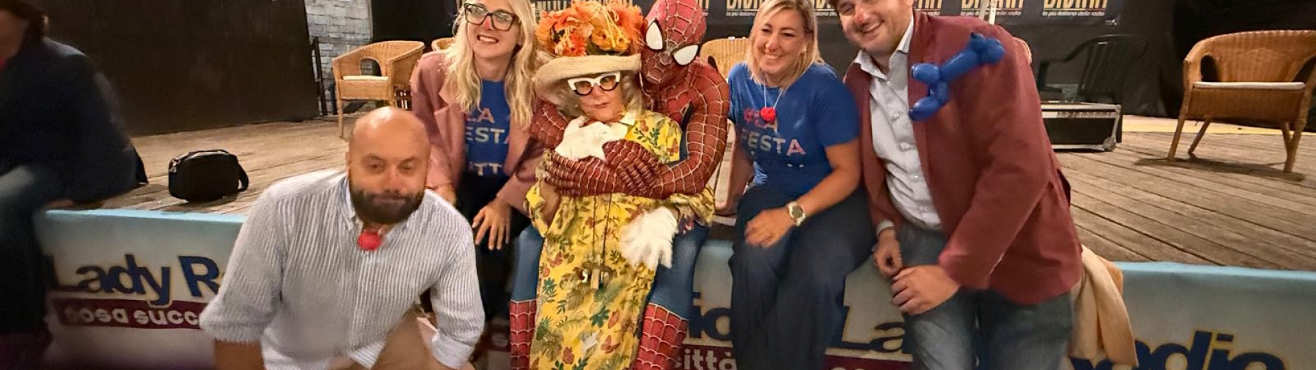 Zia Caterina e Spider Man con il Sindaco