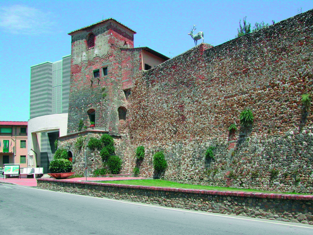 Foto mura medievali San Casciano
