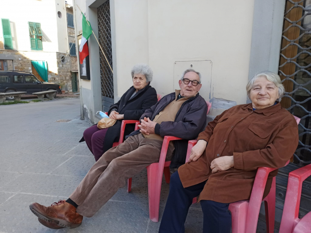 Foto anziani San Donato in Poggio