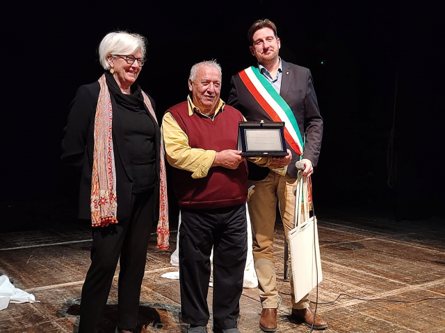 immagine premiazione Santagata