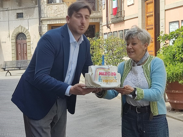 Comlleanno mercato vintage