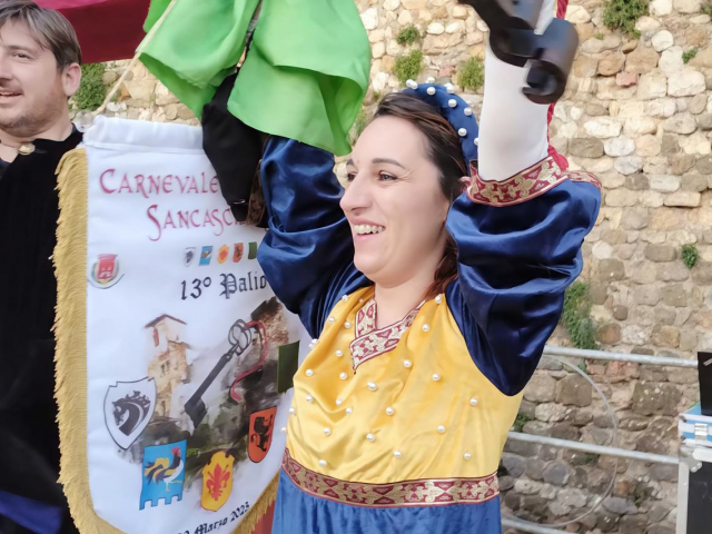 Grandi emozioni per la Contrada vincitrice del Carnevale Sancascianese