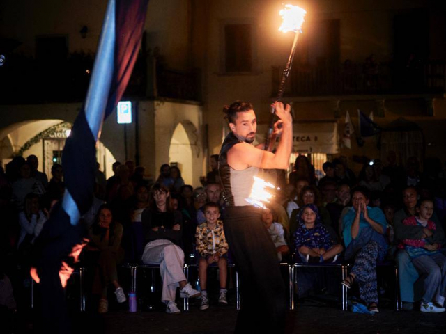 Circo contemporaneo BadaBam