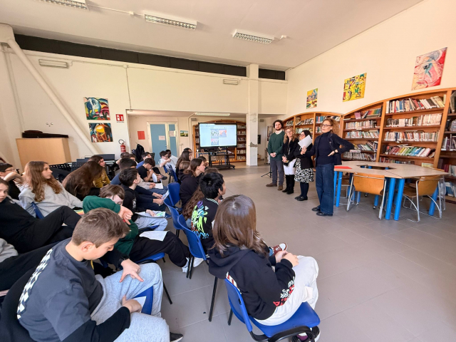 Studenti per Rebecca Aretini